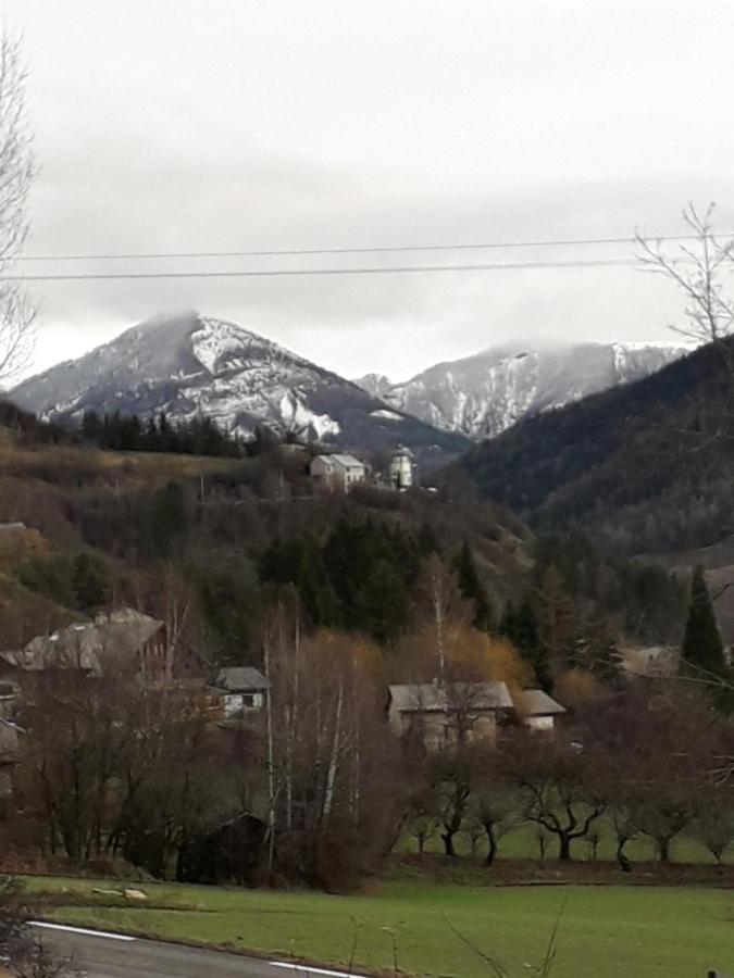 mon ecrin de nature rez de villa ensoleillé Seyne Exterior foto