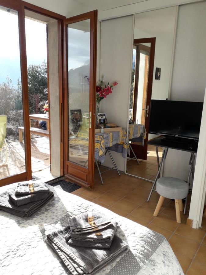 mon ecrin de nature rez de villa ensoleillé Seyne Exterior foto